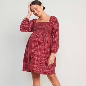 Old Navy Maternity Fit & Flare Square Neck Dress
